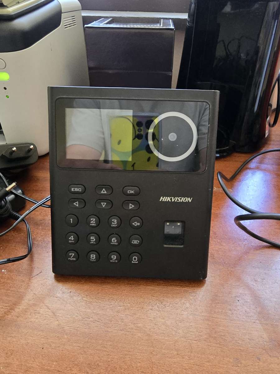 Hikvision Finger Print & Face Recognition Terminals