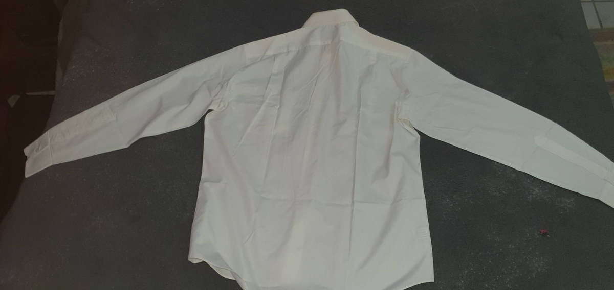 Mens Classic white long-sleeve dress shirt by Rex Trueform