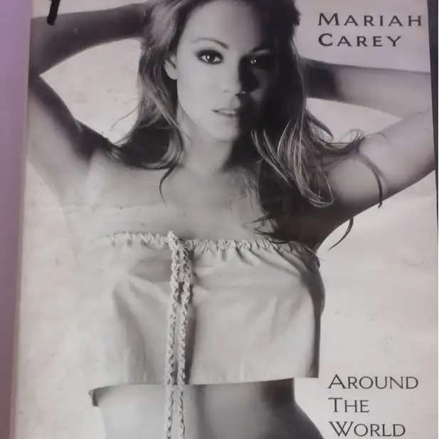 Mariah Carey - Around The World (DVD)