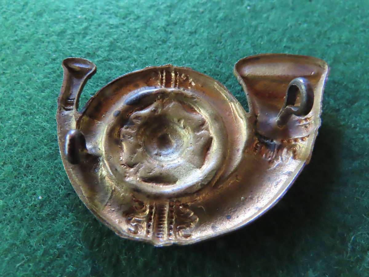 Great Britain  - Kings Own Yorkshire Light Infantry Cap Badge