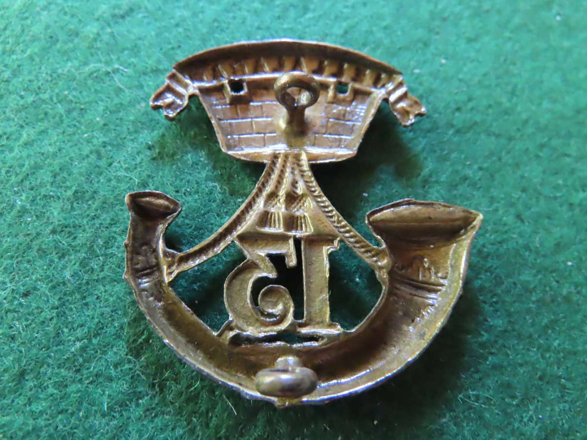 Great Britain  - 13th Somerset Rifles - Cap Badge