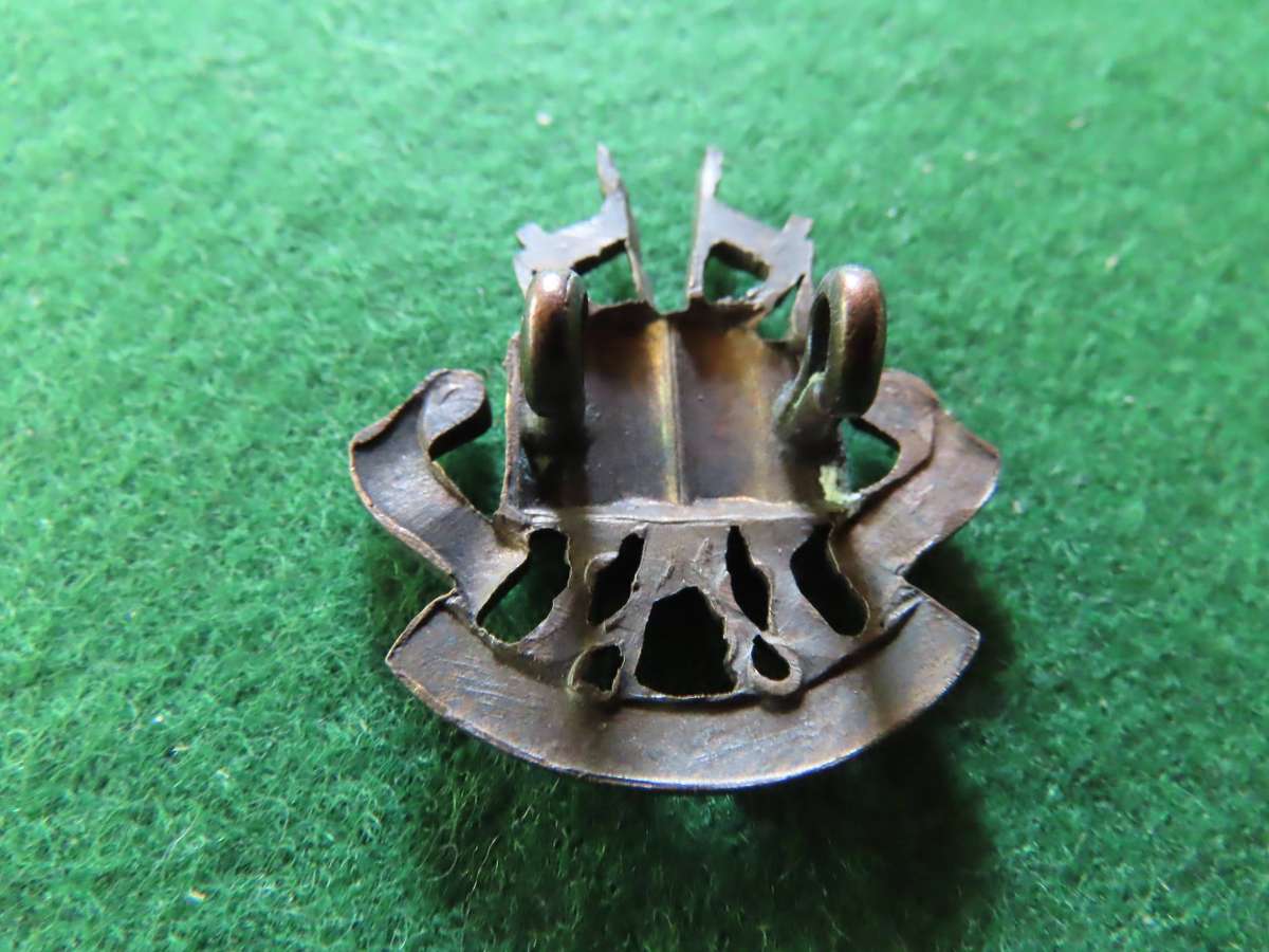 Great Britain - Army Educational Corps - Officers Collar Badge