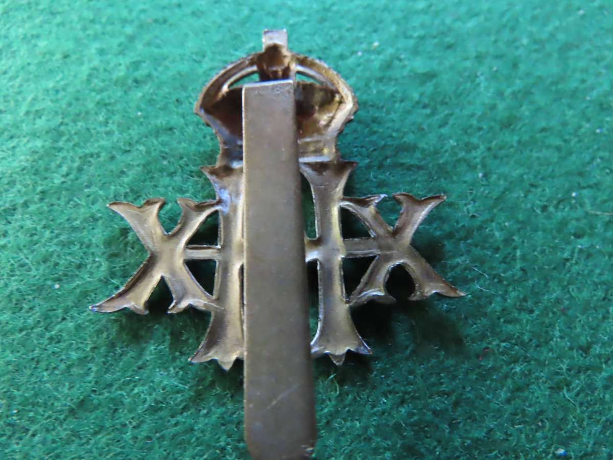 Great Britain  - 20th Hussars -Cap Badge