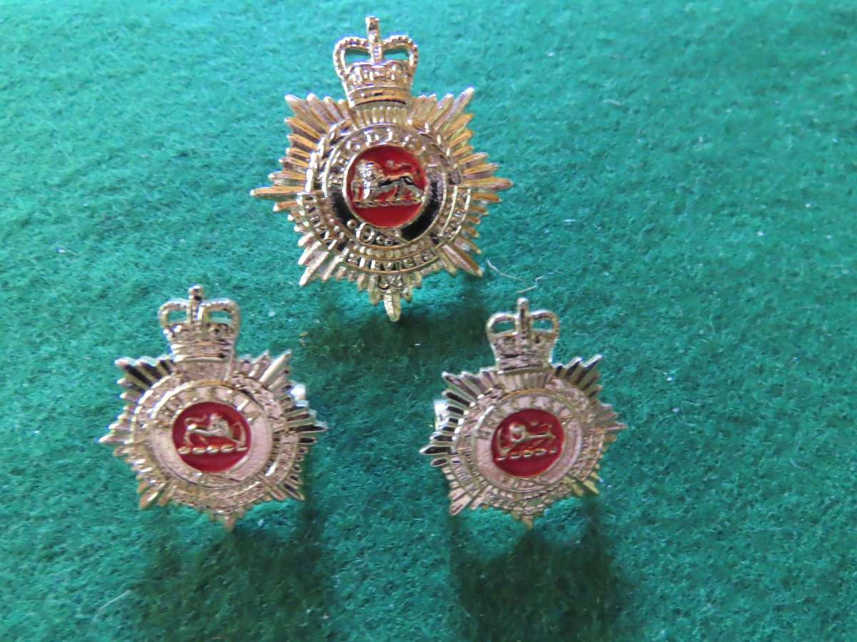 Rhodesia - Pre UDI  Army Service Corps Cap and Collar Badges