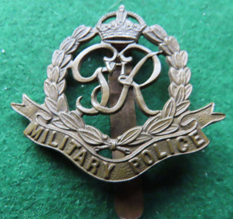 Great Britain -Military Police Cap Badge Geo VI