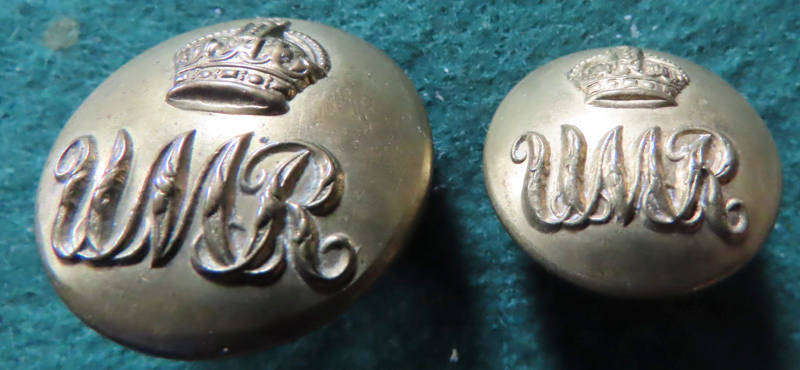 South Africa - Umvoti Mounted Rifles -2 Buttons 24.5 & 19..5