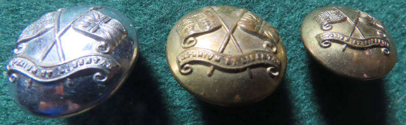 South Africa - Imperial Light Horse - 3 Button  2 x 19 and 16mms