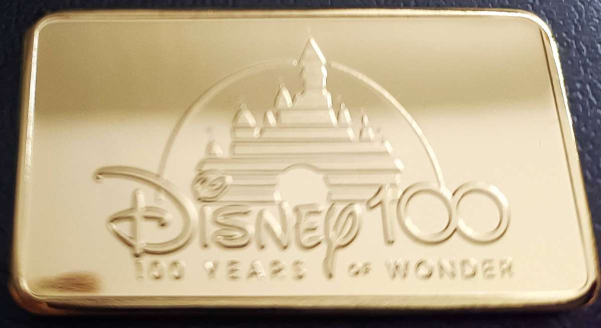Marvel Disney 100th birthday  4 Coin Bars set special !  (Iron Man, Hulk, Spidey, Captain America).