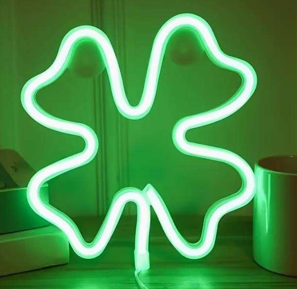 St Patrick's Day Neon Shamrock Light (22x22cm)