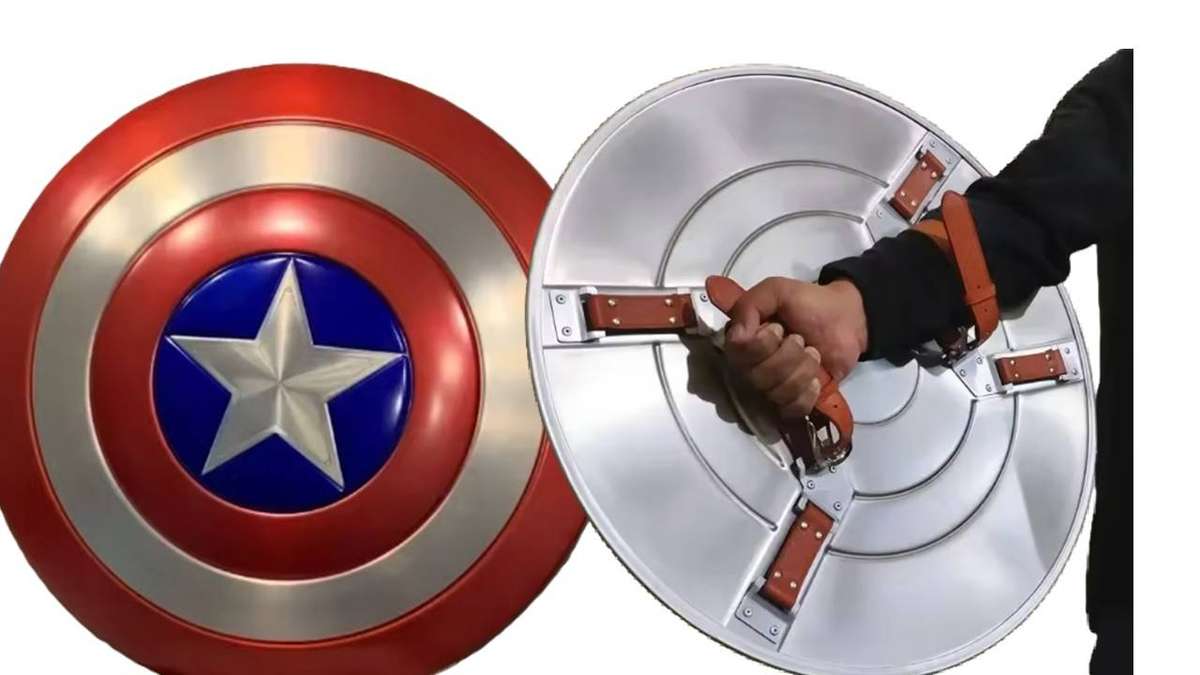 Captain America Life-Size Helmet & Metal Shield (60 cm)