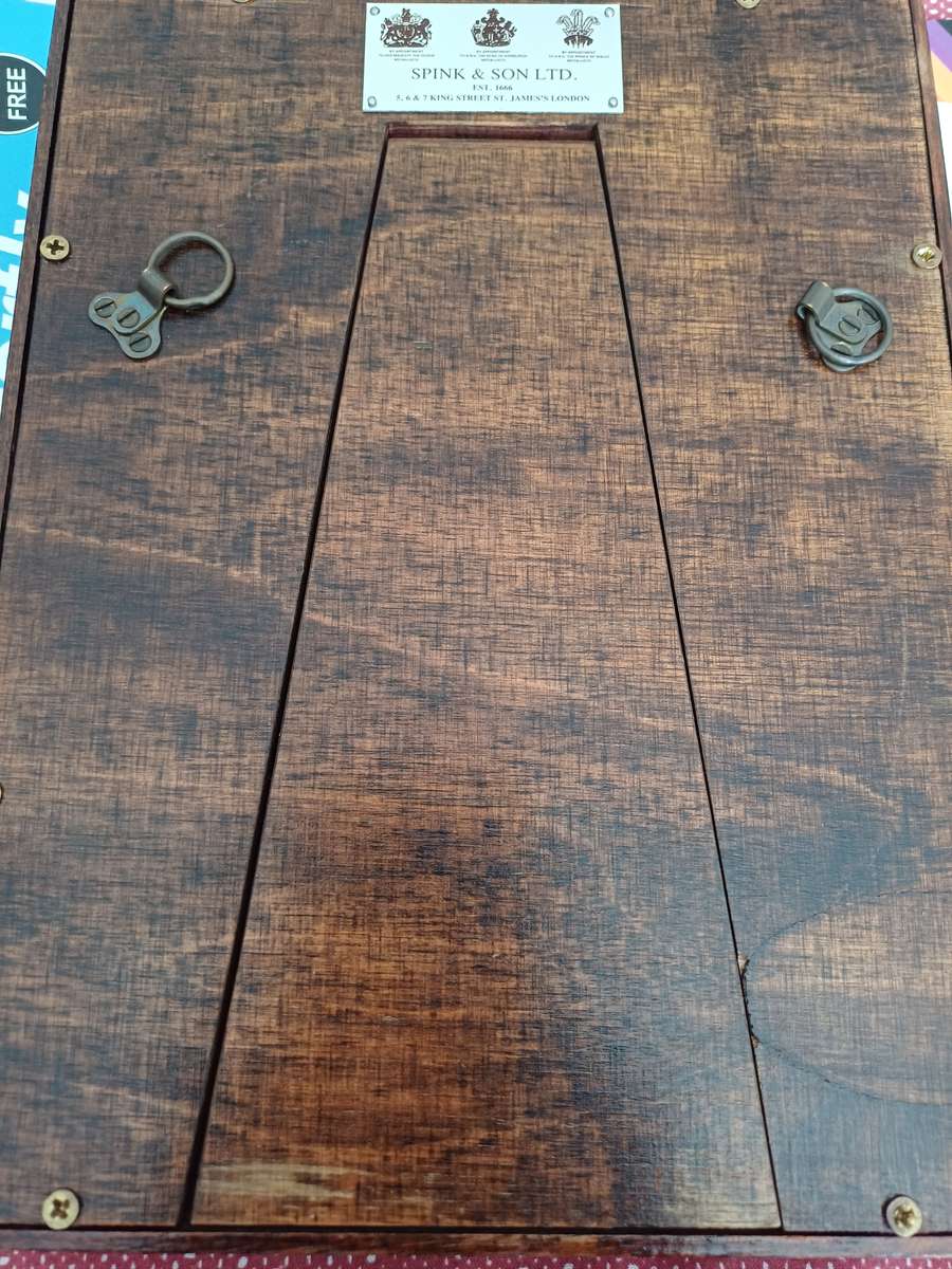 ZAR Paul Kruger mounted lot of rare items in Spink & Son Ltd Frame. Beautiful!