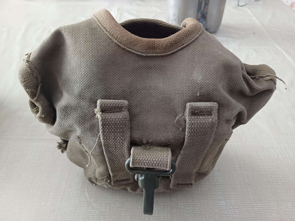 SADF Water Bottle - Complete with Fire Bucket and Pouch