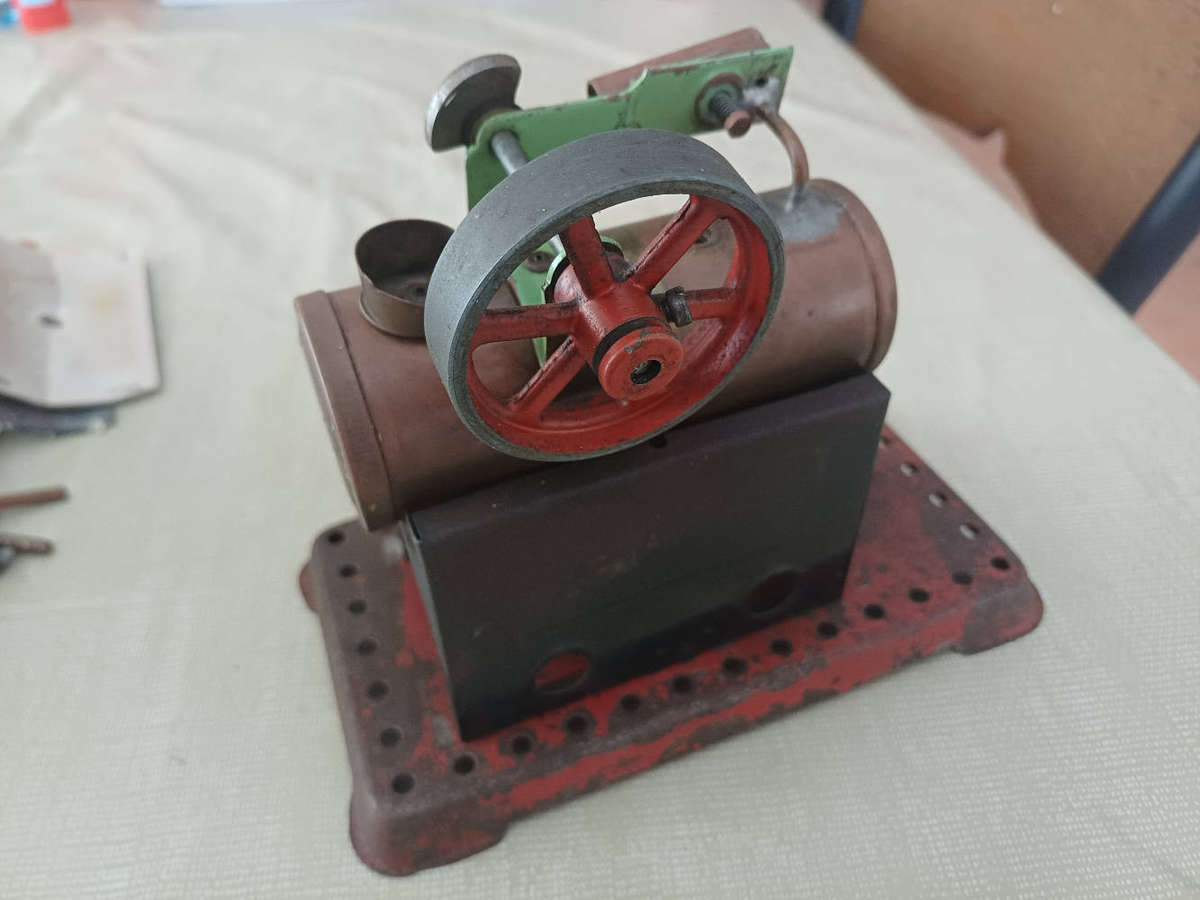 Mamod Steam Engine Models For Parts/ Repairs (Refer Images)