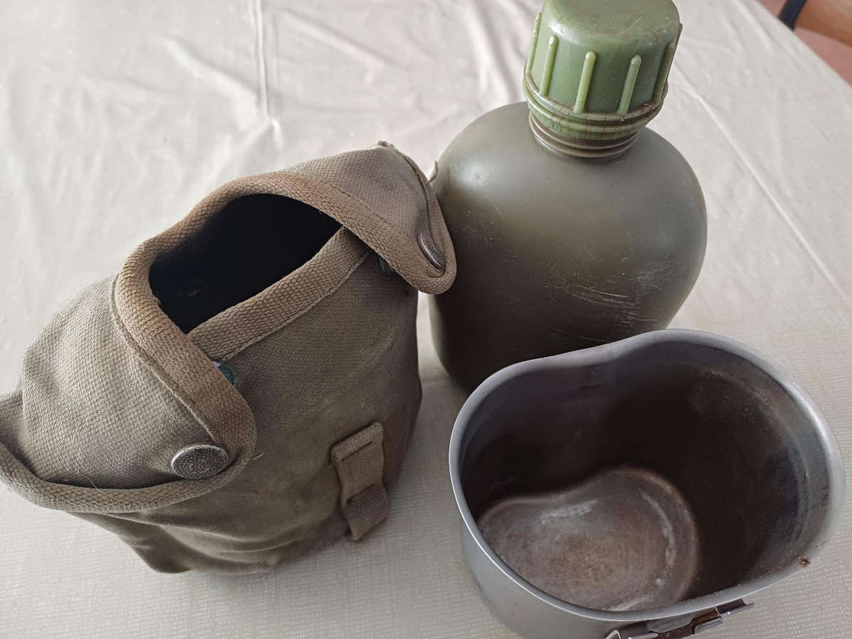 SADF Water Bottle - Complete with Fire Bucket and Pouch