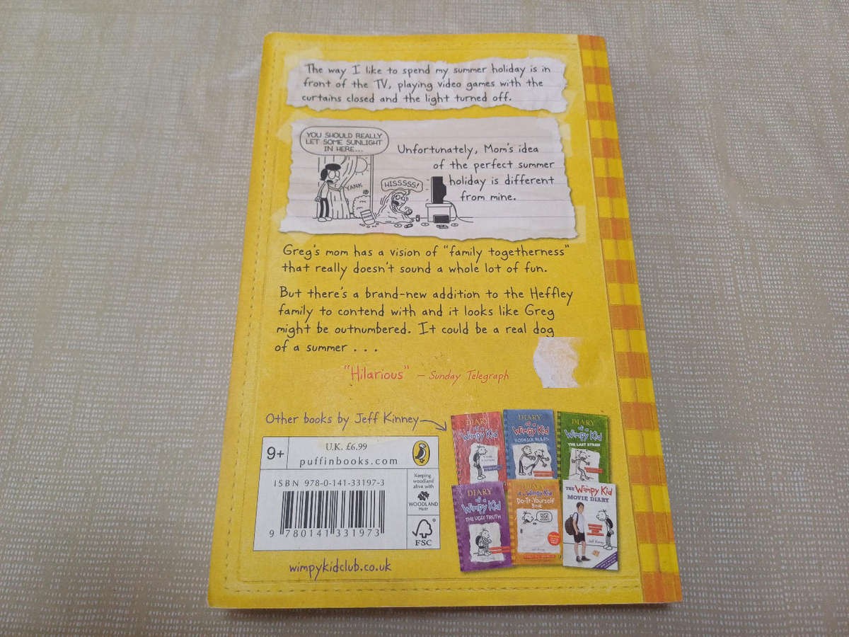 Diary of a Wimpy Kid - Dog Days. Jeff Kinney. Softcover.