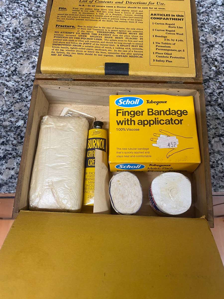 3 antique boxes (valuable)