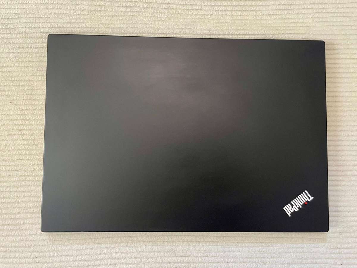 Lenovo T495 Rayzen 5 Pro