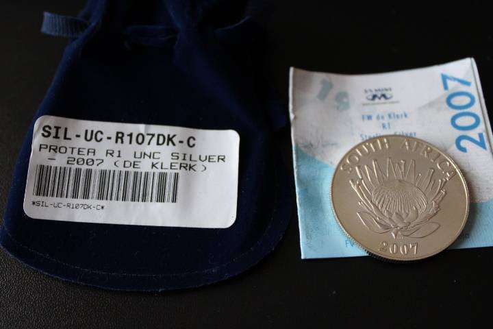 2007 De Klerk Uncirculated Silver R1, Spot R829.86