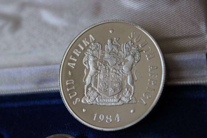 1984 Proof Set with Silver R1