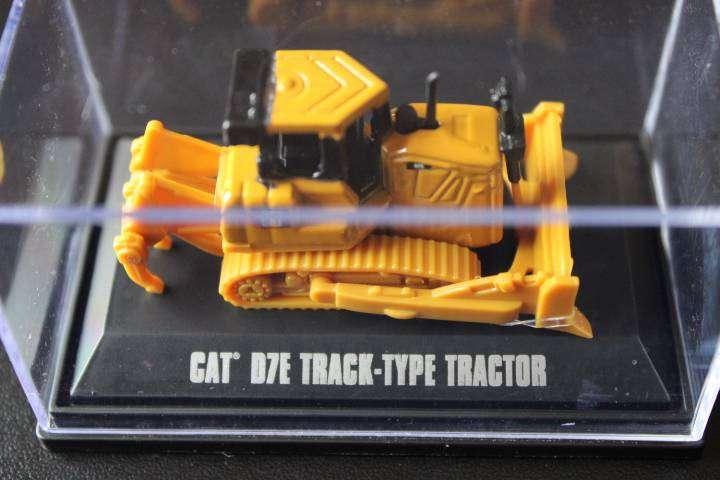 Norscot, CAT D7E Track Type Tractor, N Scale
