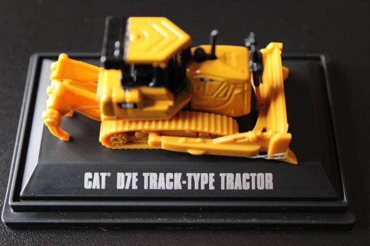 Norscot, CAT D7E Track Type Tractor, N Scale