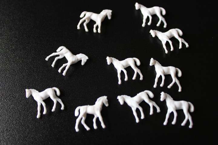 10 pack Horses, N Scale