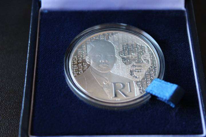 2015 Proof Silver R1, Spot R829.86