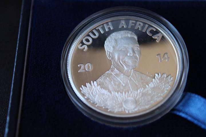 2014 Proof Silver R1, Spot R829.86