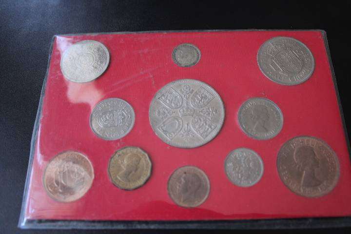 Fairwell Brittish Coin set Pound S.D. System