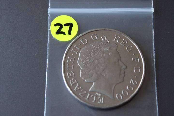 2000 The Queen Mother Five Pounds Crown