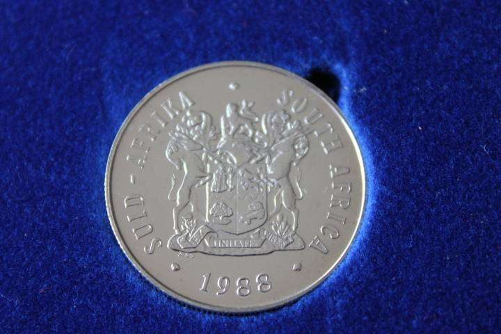 1988 Hugenote Silver R1, Spot R717.72