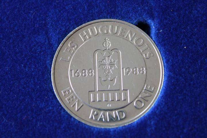 1988 Hugenote Silver R1, Spot R717.72