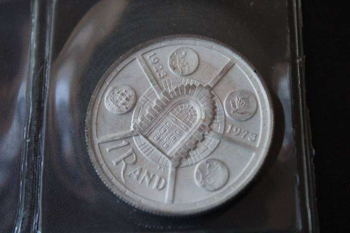 1967A/E to 1993 Complete Set, includes 13 Silver R1 coins (29 Sets in total) R 9 316.32 in Silver