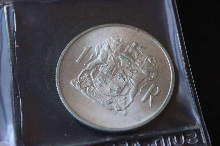 1967A/E to 1993 Complete Set, includes 13 Silver R1 coins (29 Sets in total) R 9 316.32 in Silver
