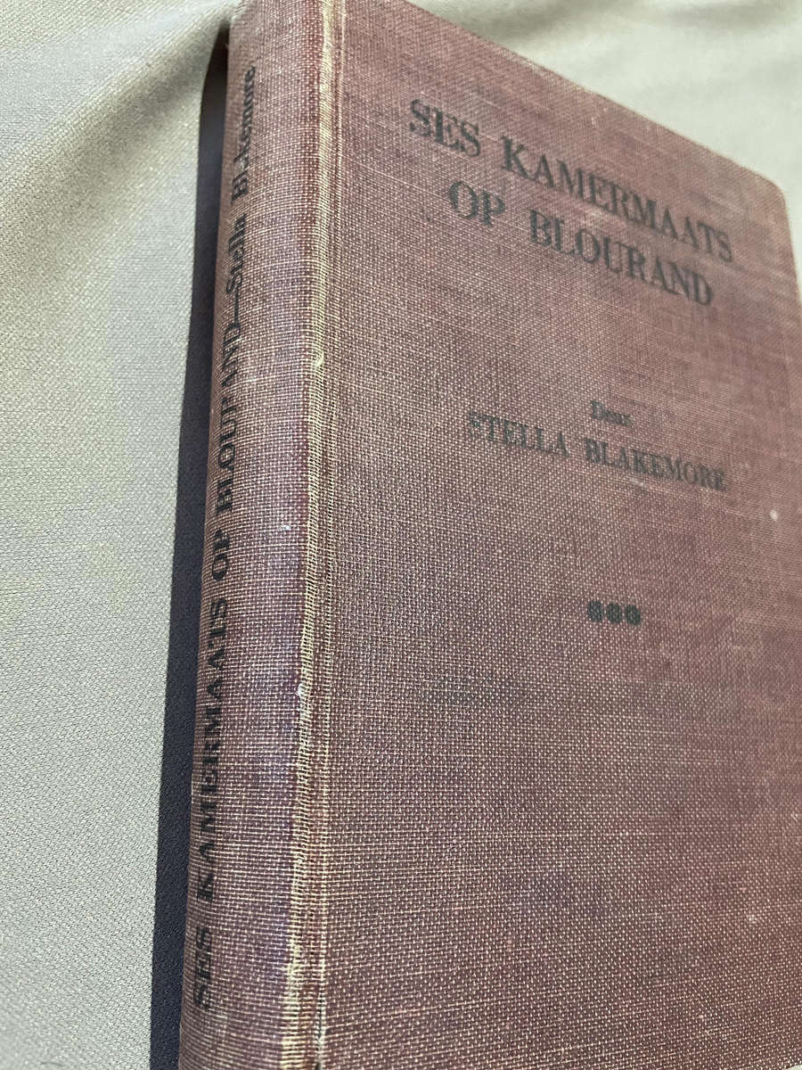 Ses kamermaats op Blourand. Stella Blakemore.