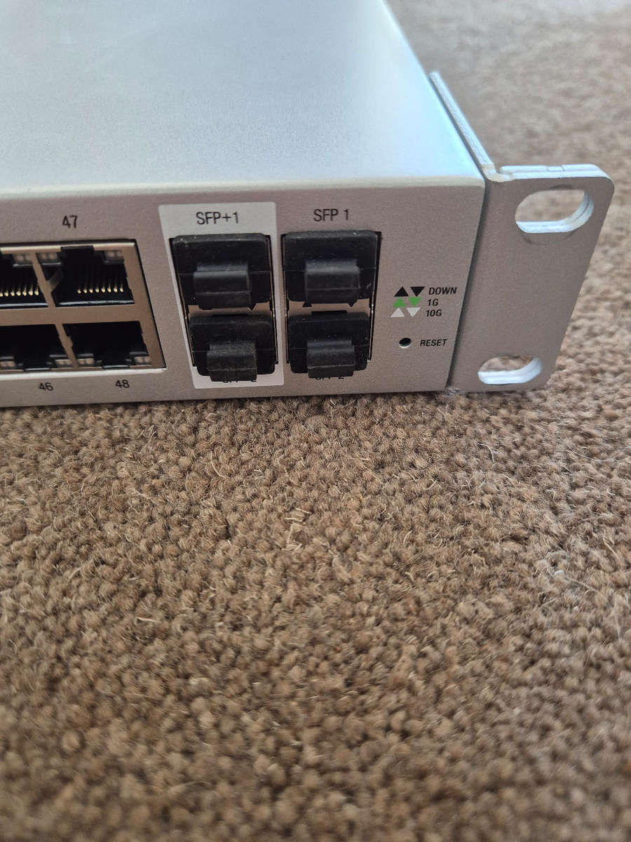 Ubiquiti UniFi 48 Port Switch