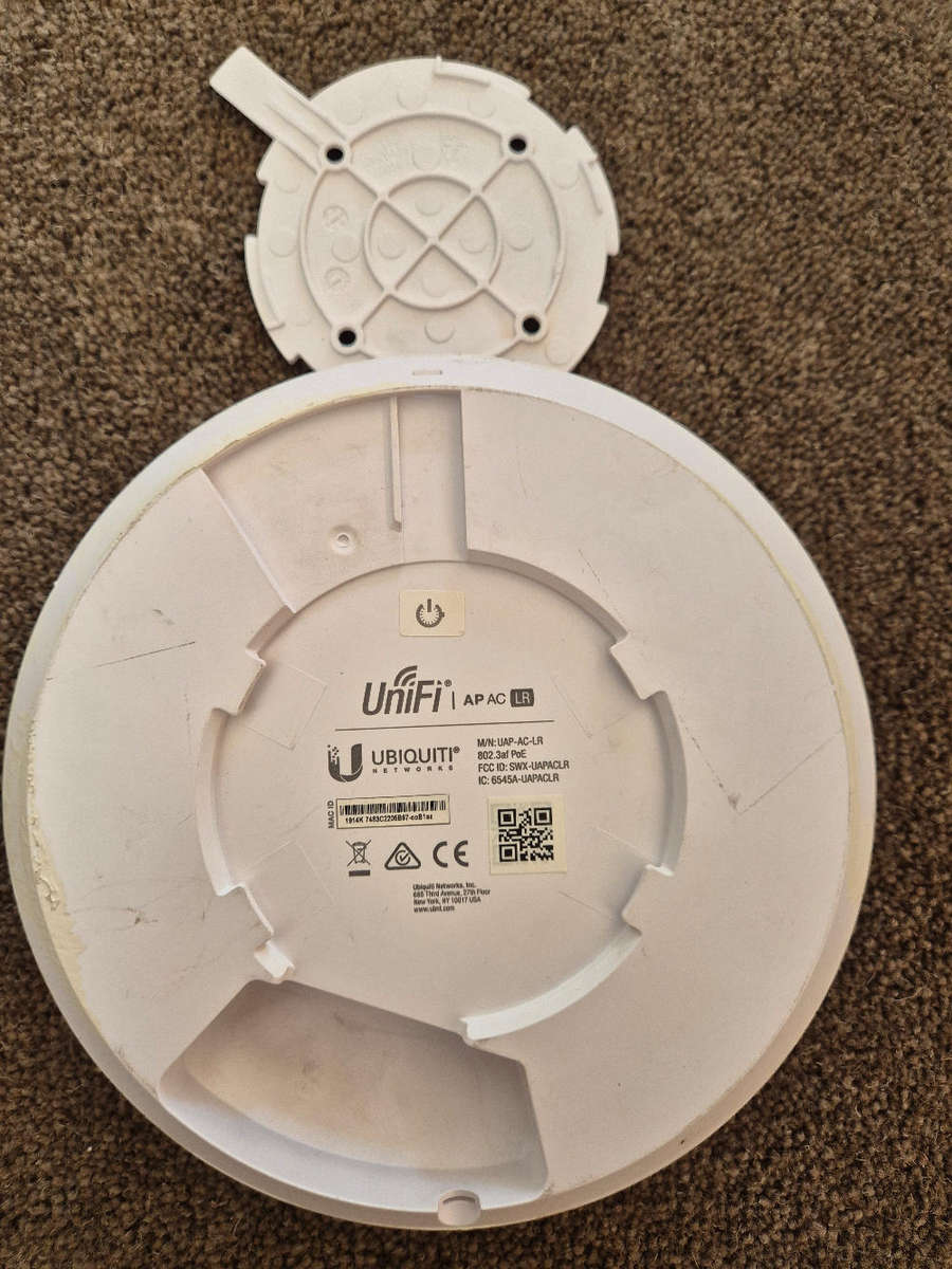 Ubiquiti UniFi WiFi Access Point
