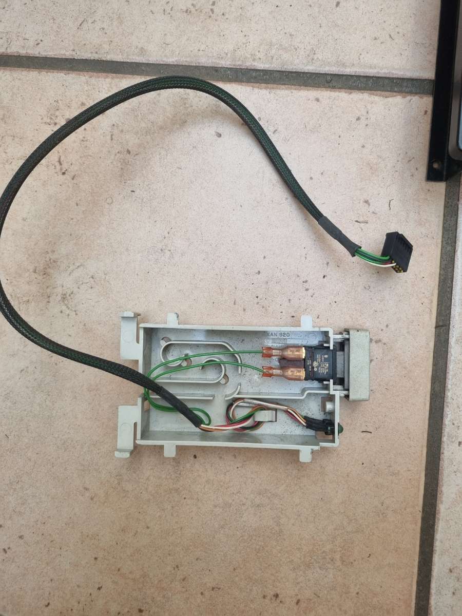 18 Inch Touch Screen Display - KeeTouch