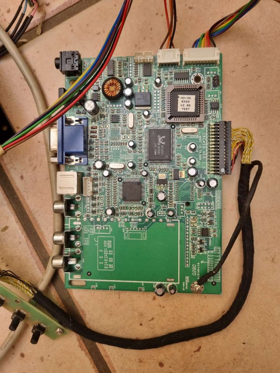 18 Inch Touch Screen Display - KeeTouch