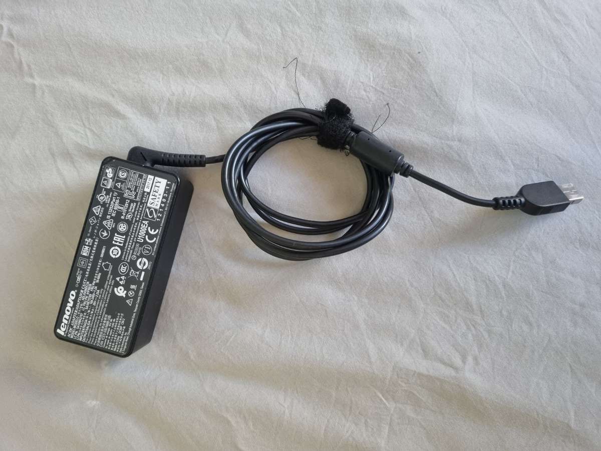 Lenovo Core i3 Laptop