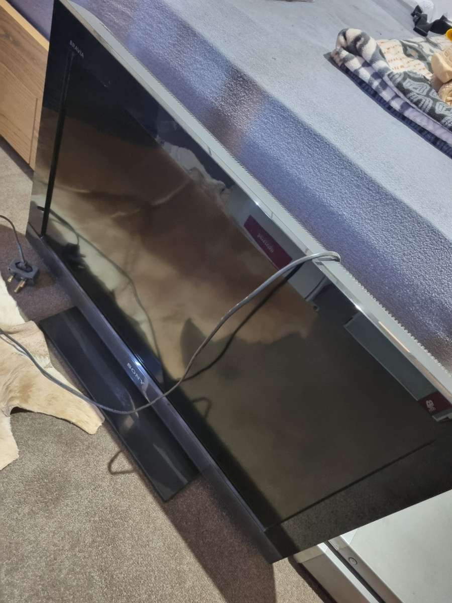 Sony Bravia 32" HD TV