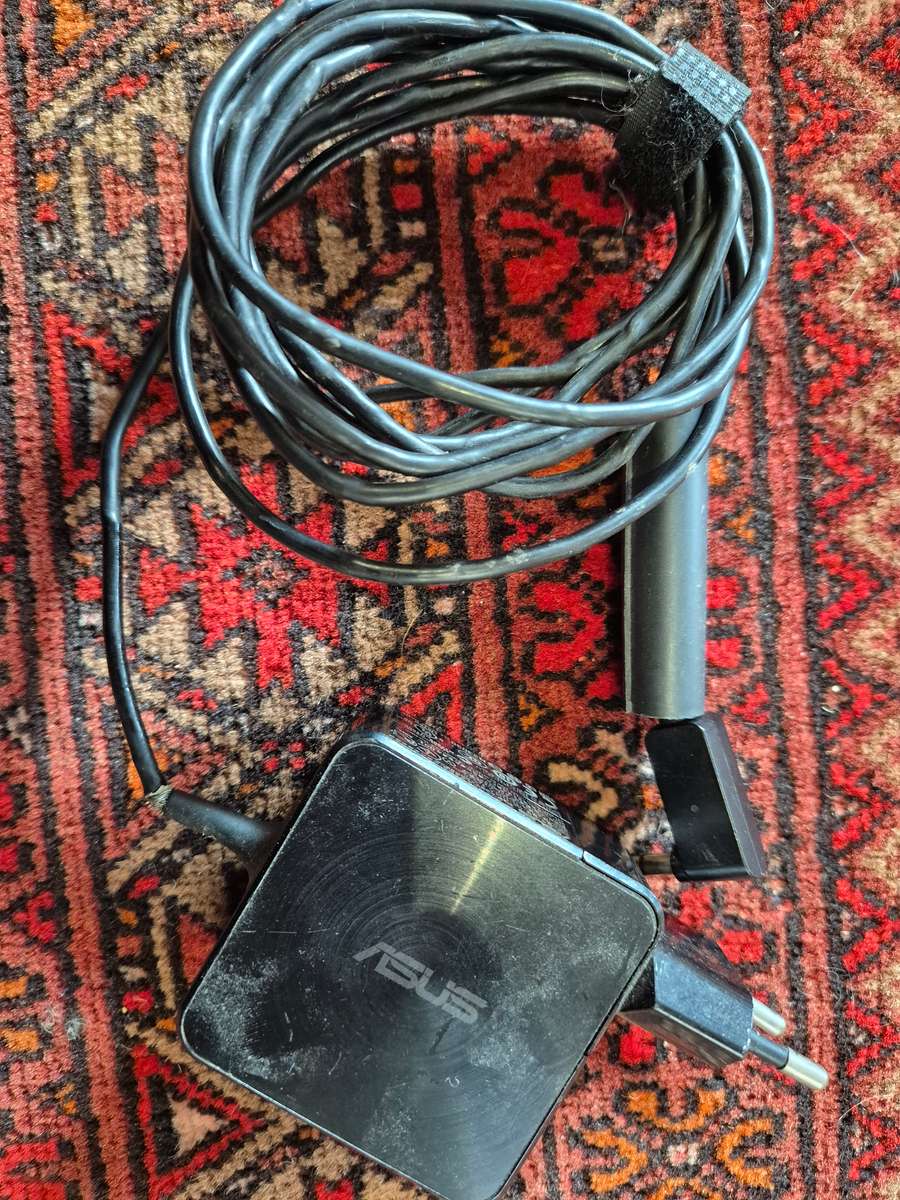 ASUS Zenbook - i7 - 8GB RAM