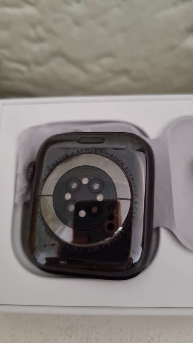 Apple Watch Series 6 44mm