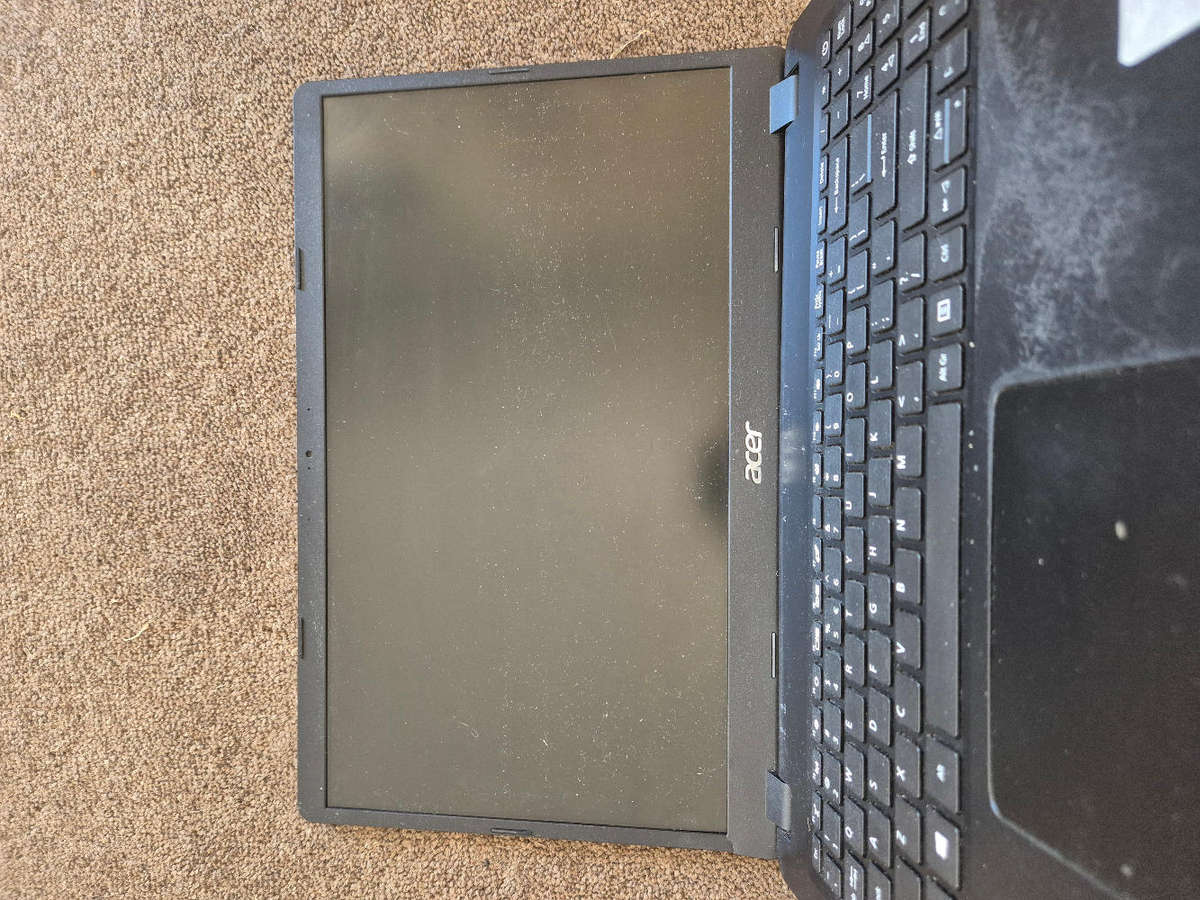 Acer Aspire 3 - i3 - SSD