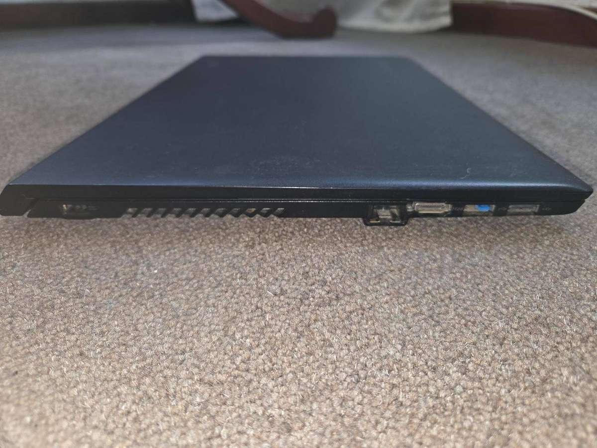 Lenovo i3 Laptop - SSD - Windows 11