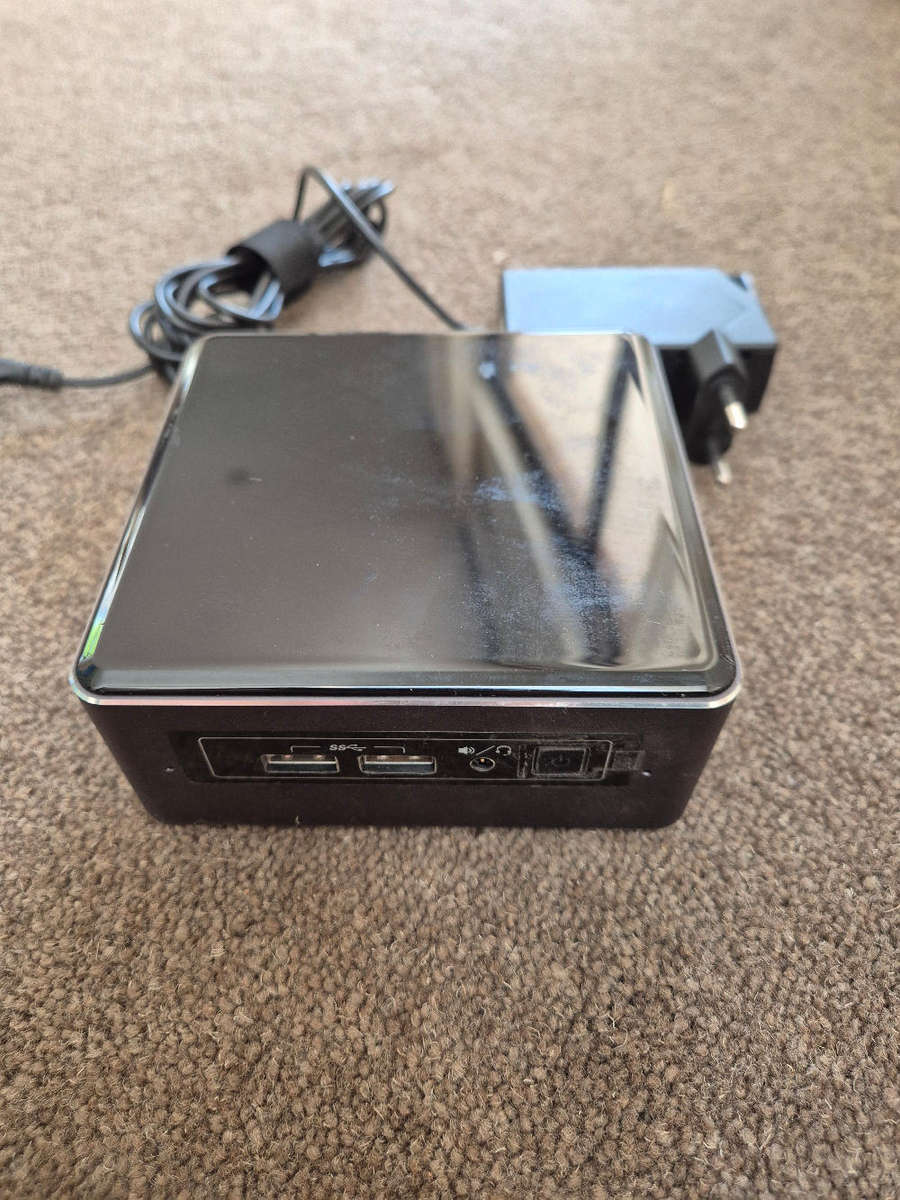 Intel NUC i3 - SSD - Windows 10