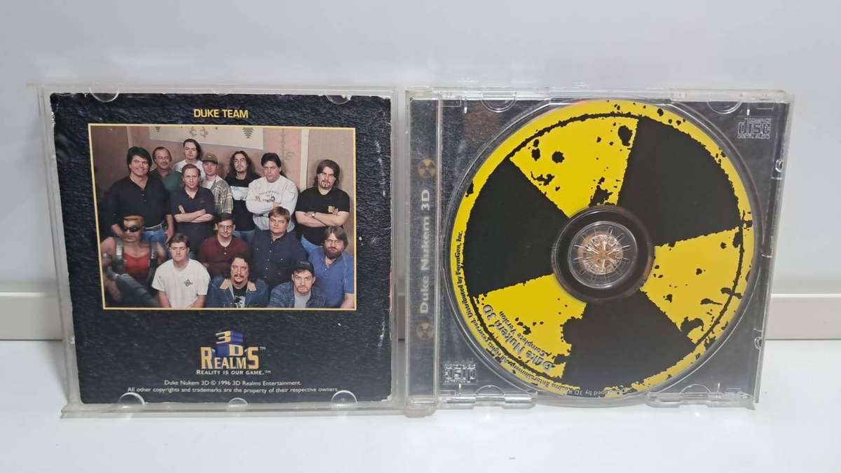 PC - DUKE NUKEM 3D [JEWEL CASING]