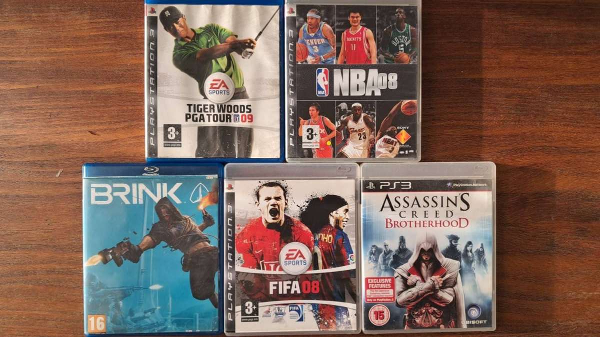 PLAYSTATION 3 BUNDLE