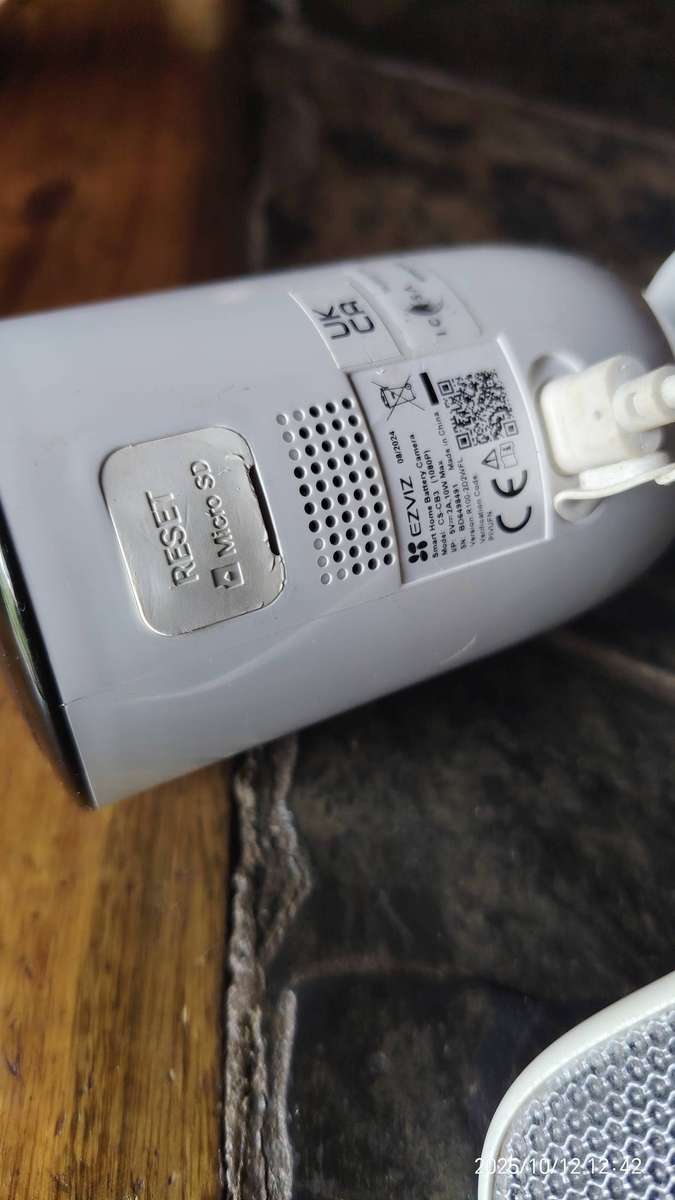 Ezviz CB3 Smart WiFI Solar Security Camara