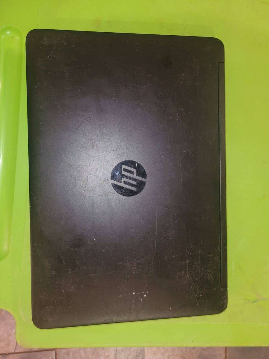 2x HP laptops for parts or repair